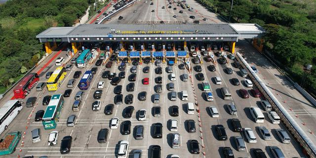 Arus Balik Padat, Ini Strategi Aman Berkendara Agar Tetap Fokus